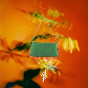 ARIAS CURATED ANIMAL PRINT STRAP GREEN SUEDE BAG🫶🏻